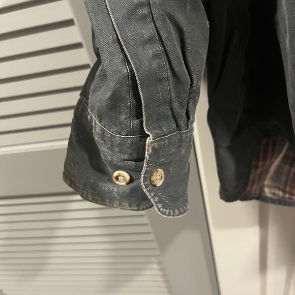 Cabela’s Coat - Picture 8 of 9